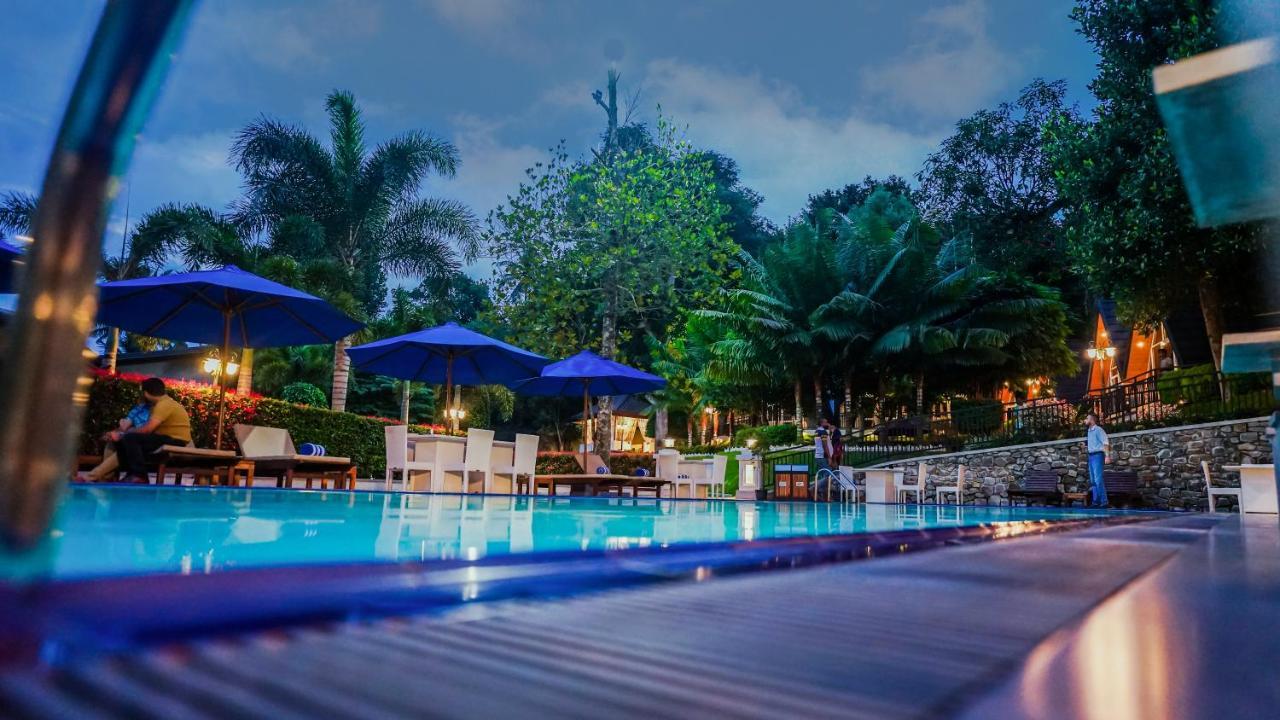 Royal Classic Resort Kandy Exterior foto